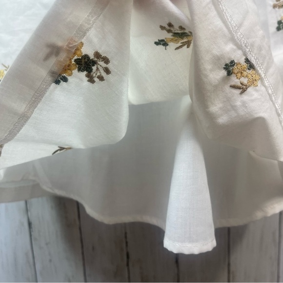 La’ Ven Puff Sleeve Flower Bouquets Pockets Short Dress Small NWT - Picture 5 of 10